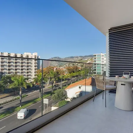 Apartament In S.lucas Residence, By Pausa H. Funchal (Madeira)