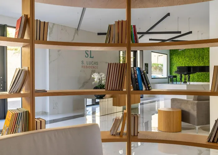 In S.lucas Residence, By Pausa H.