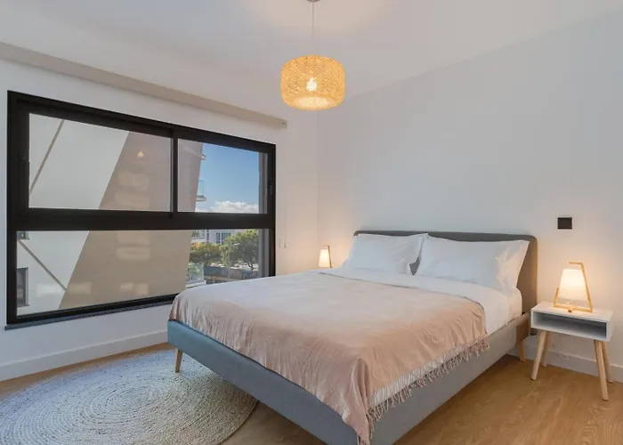 In S.lucas Residence, By Pausa H. Funchal (Madeira)