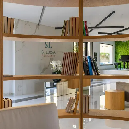 In S.lucas Residence, By Pausa H.